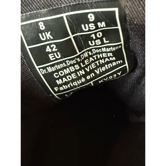 Dr. Doc Martens Boots Combs Leather Black Men's 9 Women’s 10 Unisex 42 EU NWOB - Picture 8 of 9